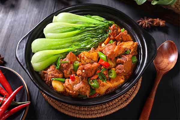 煲一绝煲仔饭：经营完善，助您创业之路行稳致远